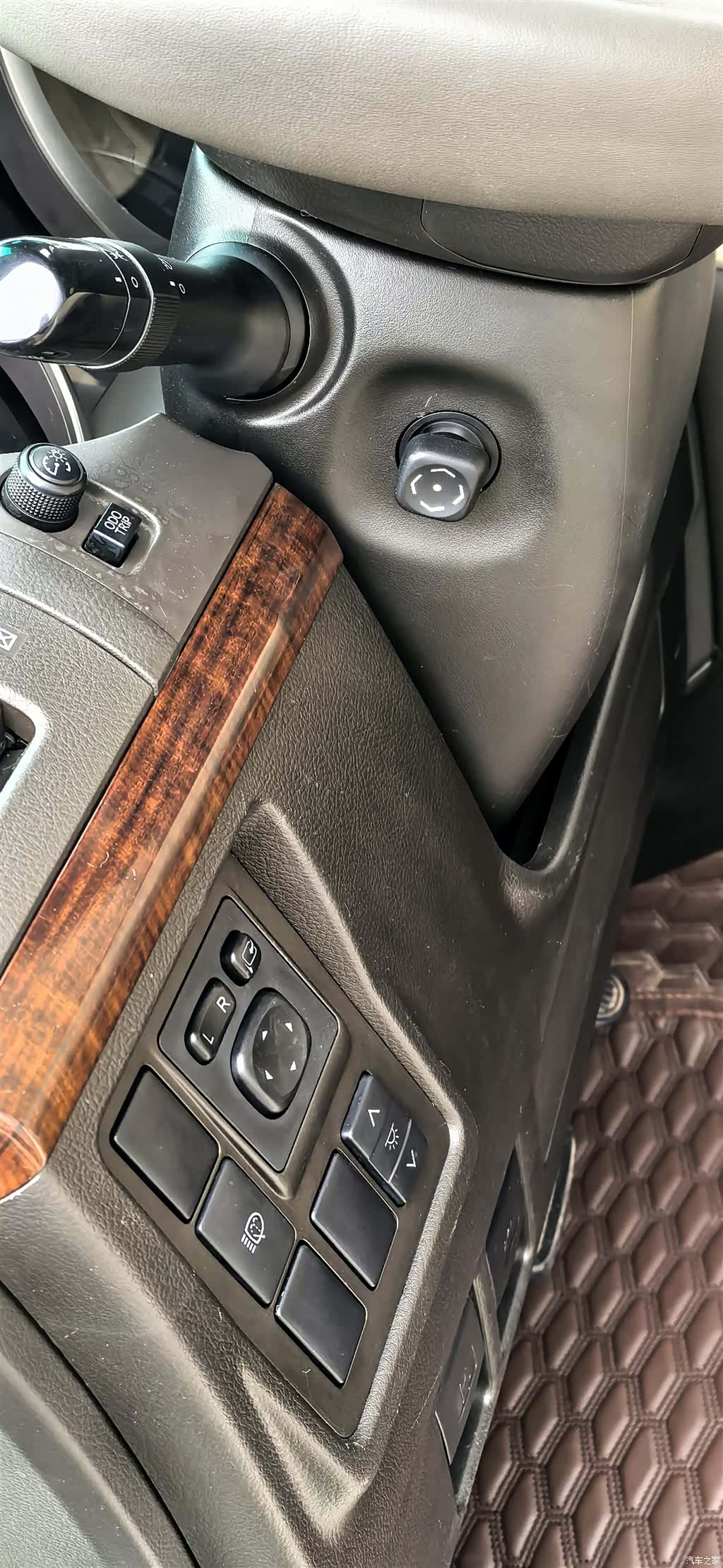 Toyota Prado, 2011 23
