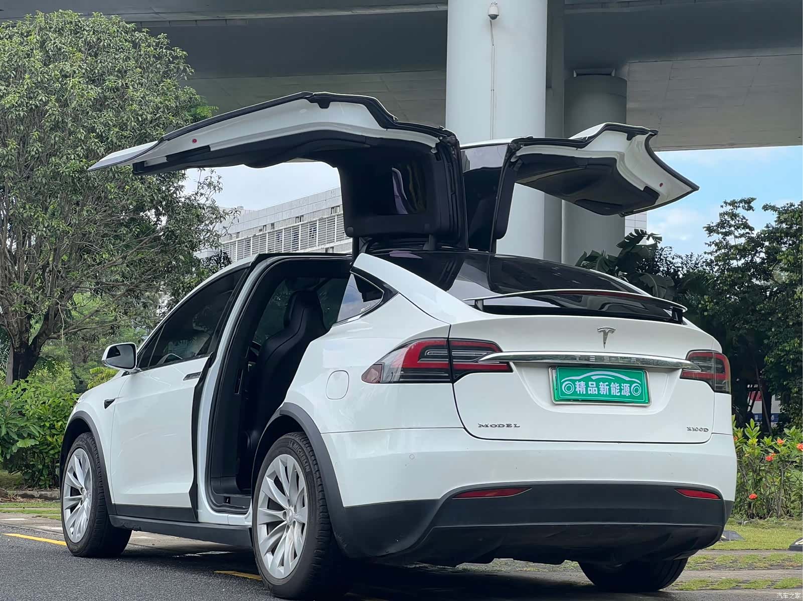 Tesla Model X, 2018 11