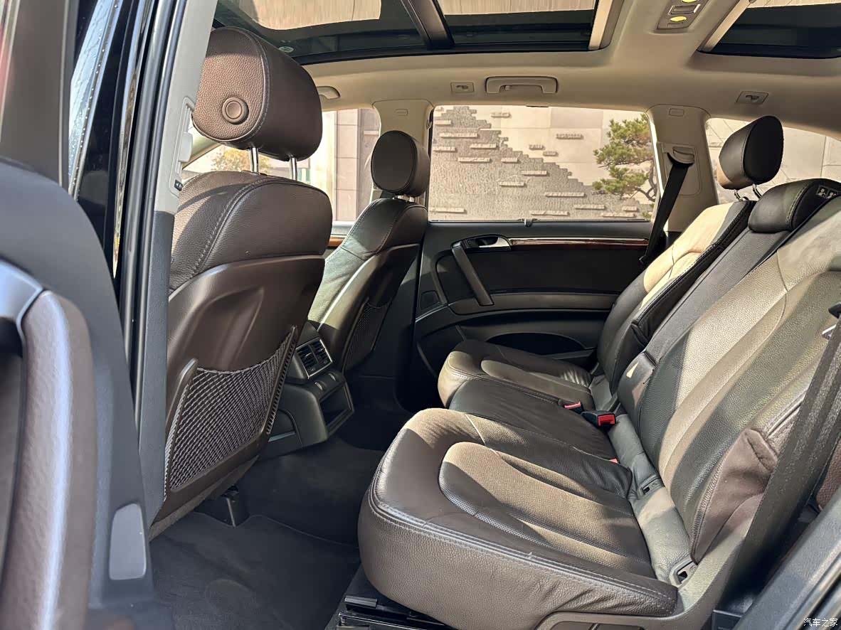 Audi Q7, 2015 8