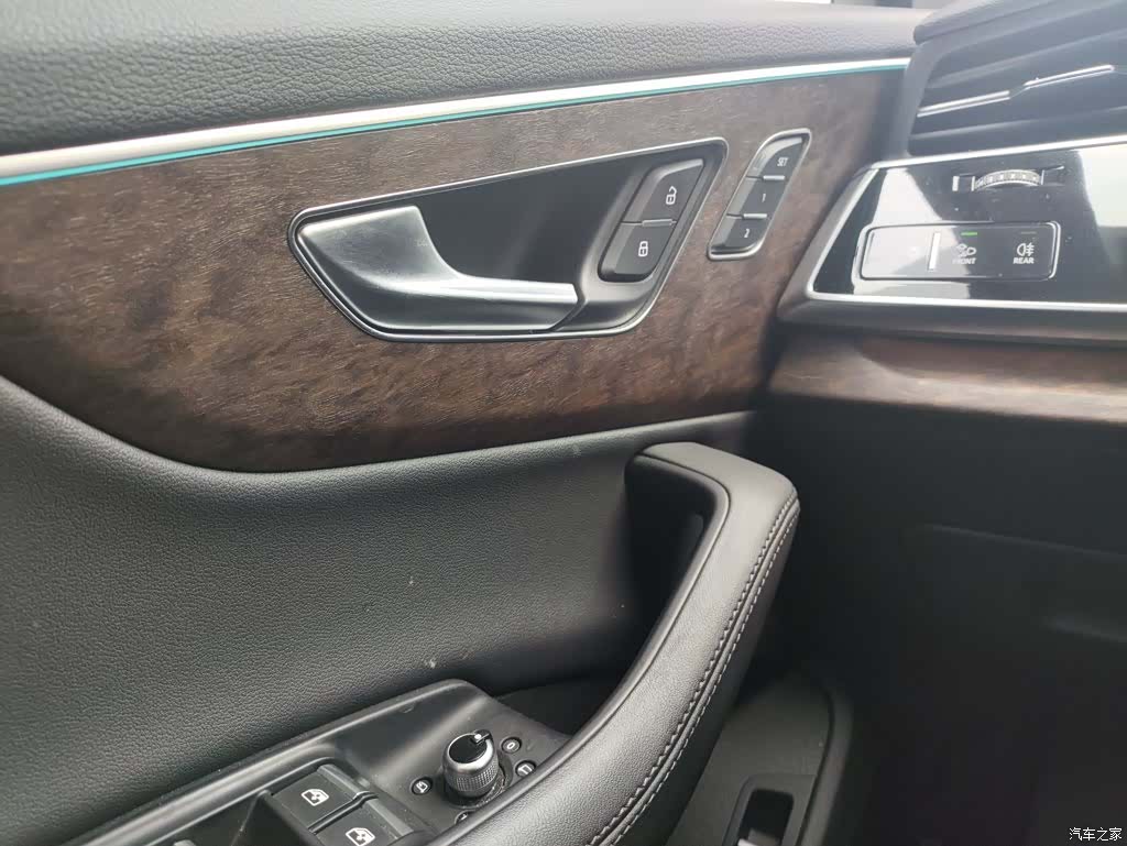 Audi Q7, 2023 17