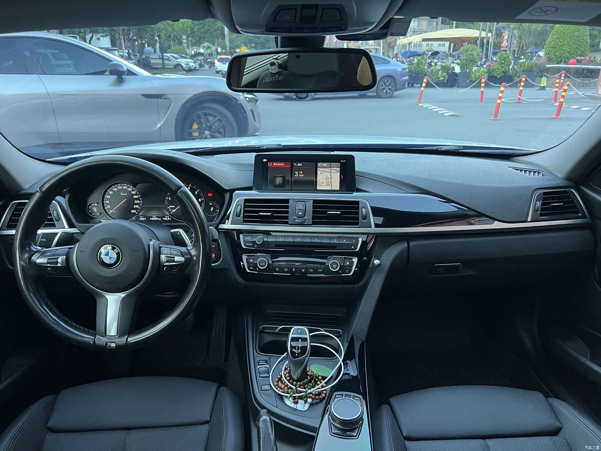 BMW 3 Series, 2017 все фото