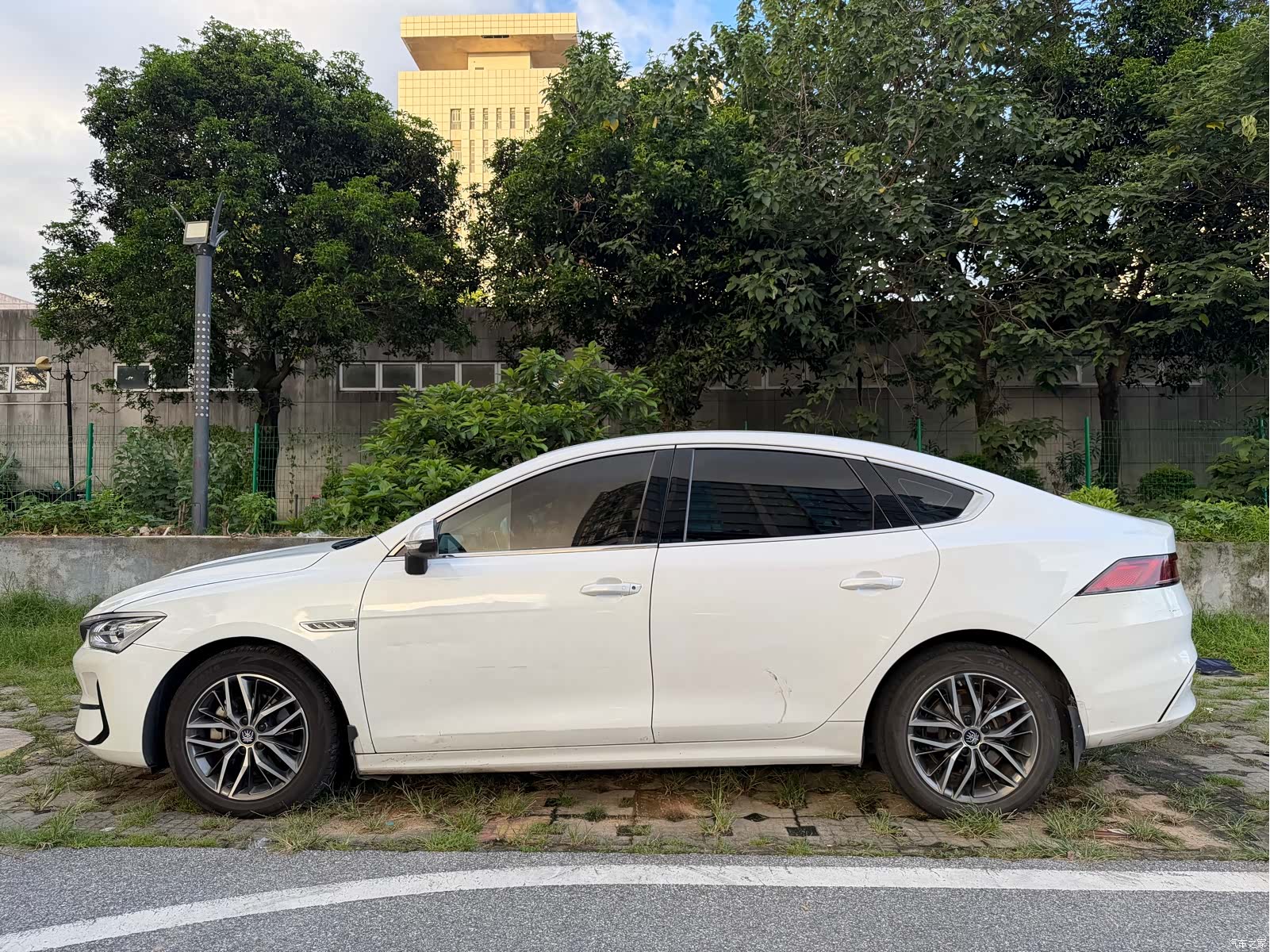 BYD Qin, 2021 7
