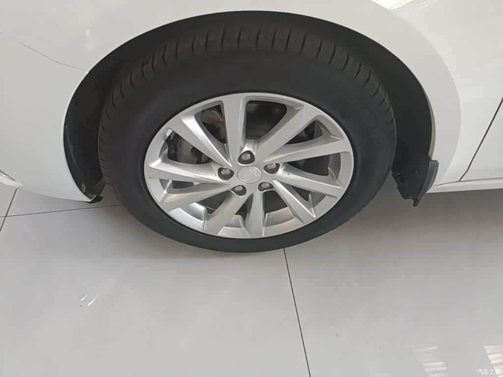 Buick Verano, 2019 23
