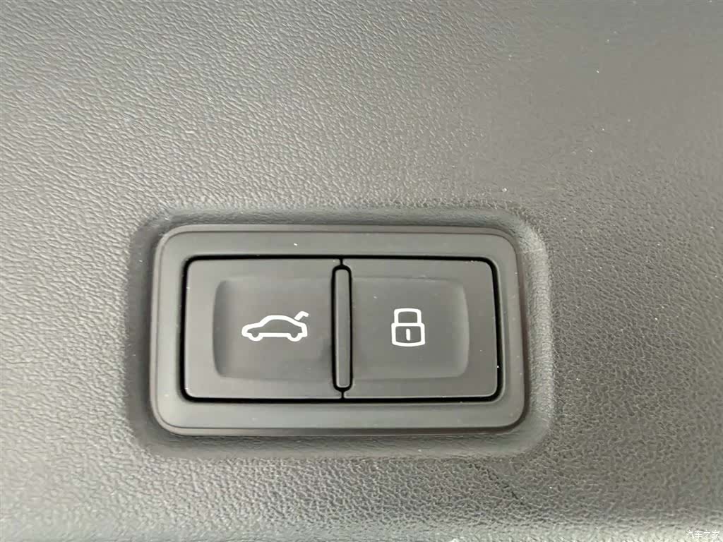Audi Q6, 2023 27