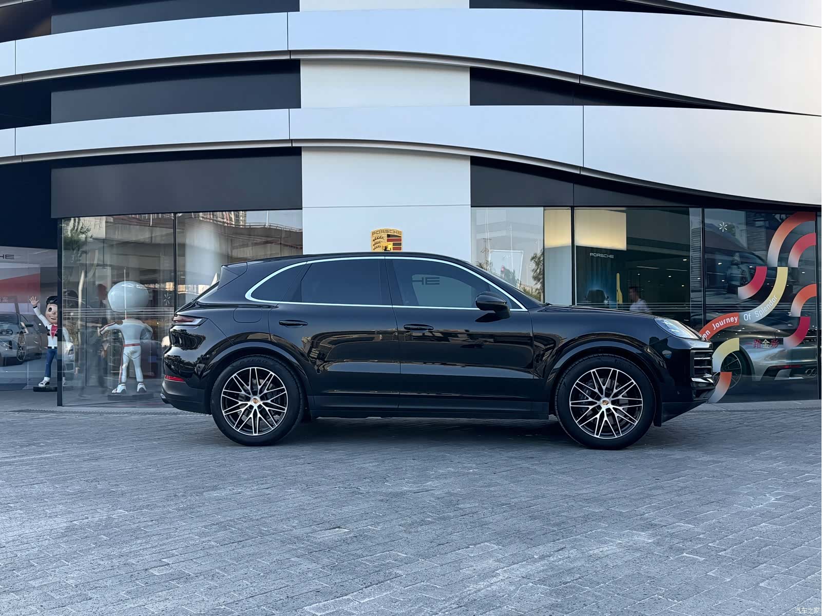 Porsche Cayenne, 2025 4