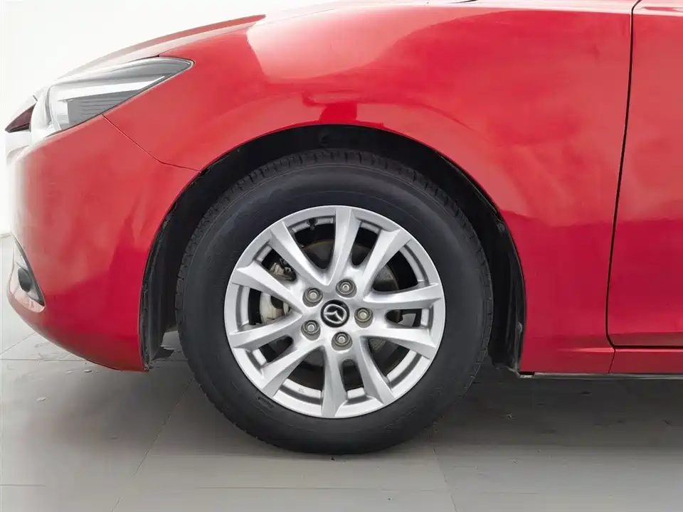 Mazda 3 Angkesaila