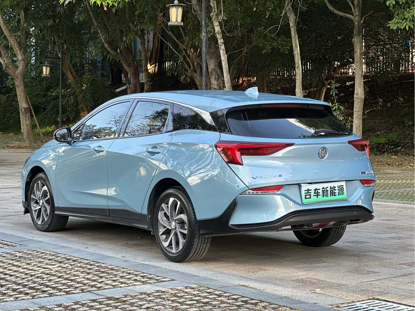 Buick Velite, 2020 4