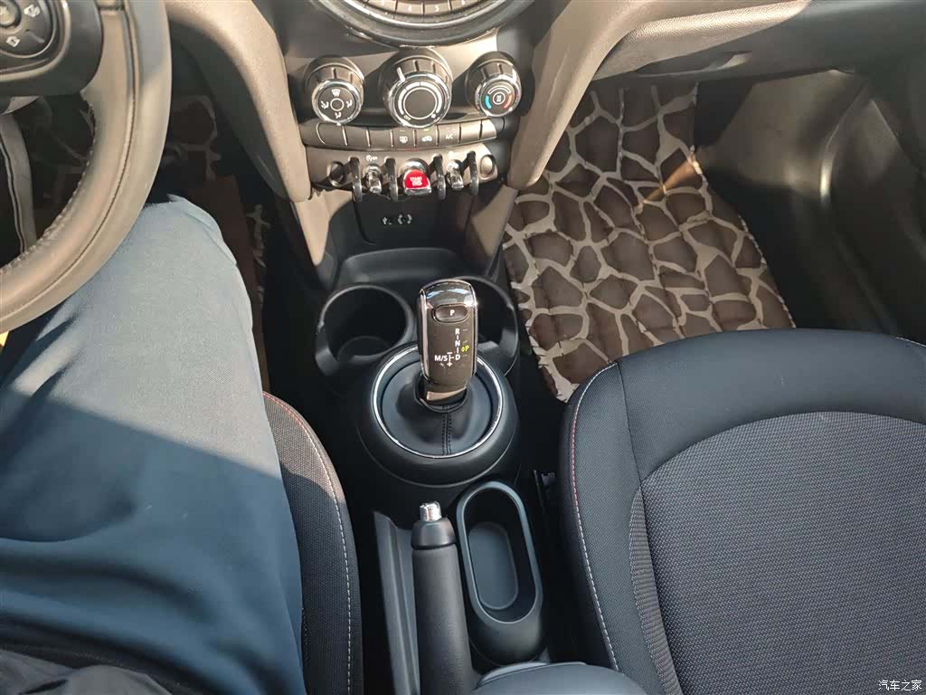 Mini ONE, 2018 10