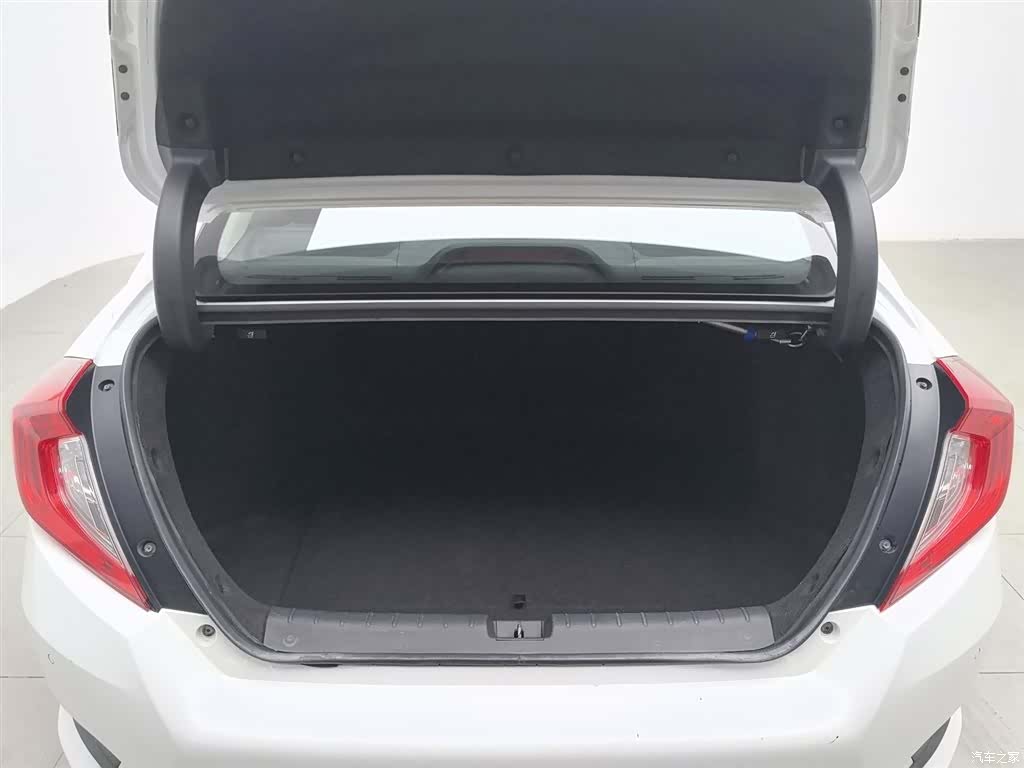 Honda Civic, 2018 16
