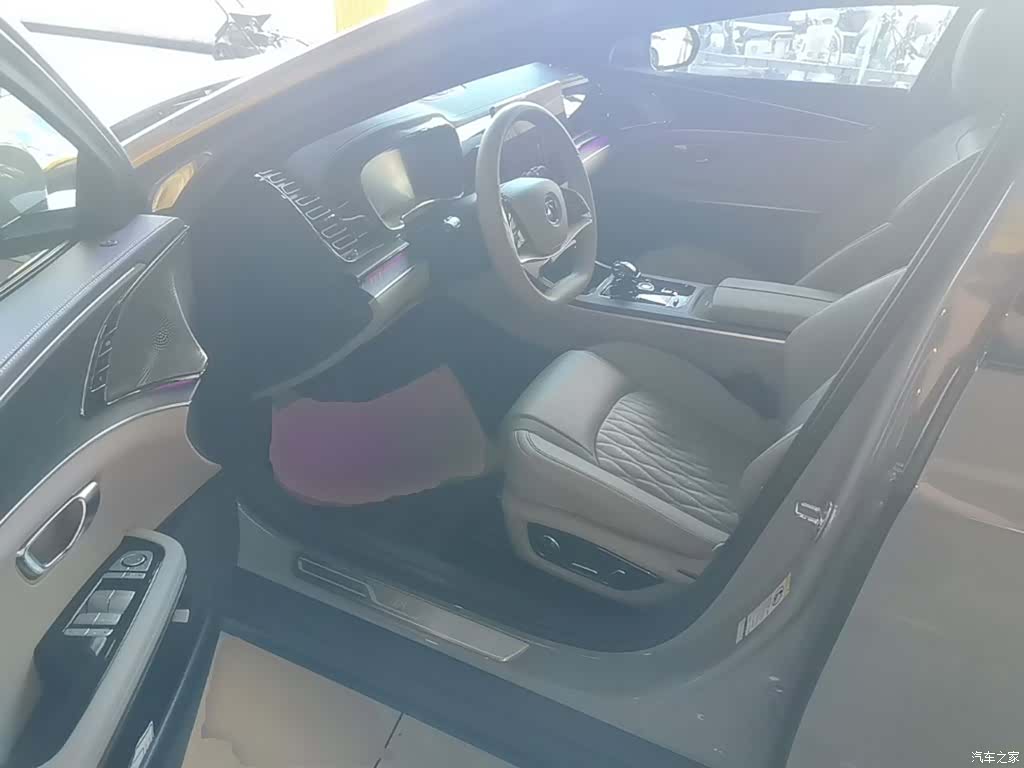 BYD Han, 2025 16