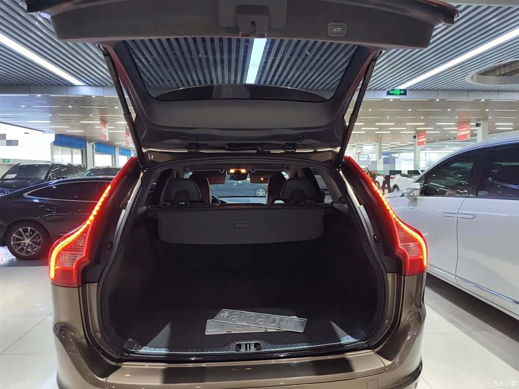 Volvo XC60, 2018 19
