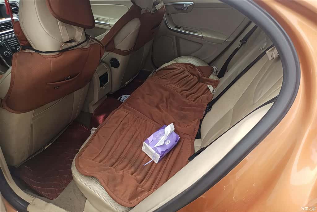 Volvo S60, 2012 11