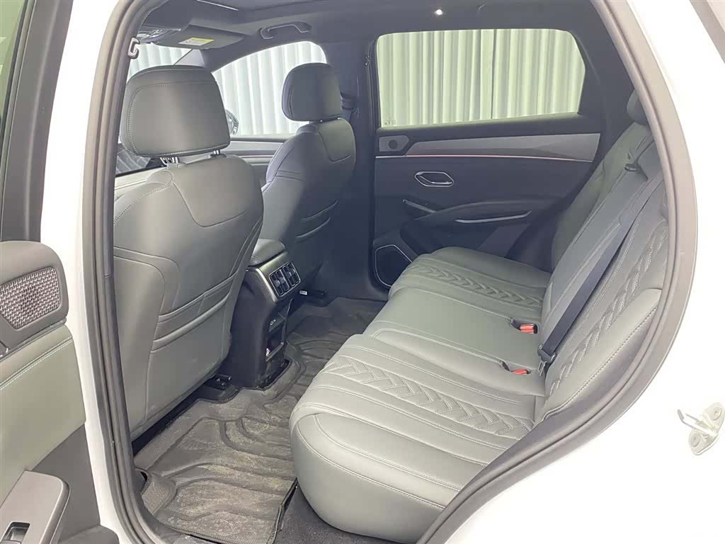 BYD Song, 2025 9