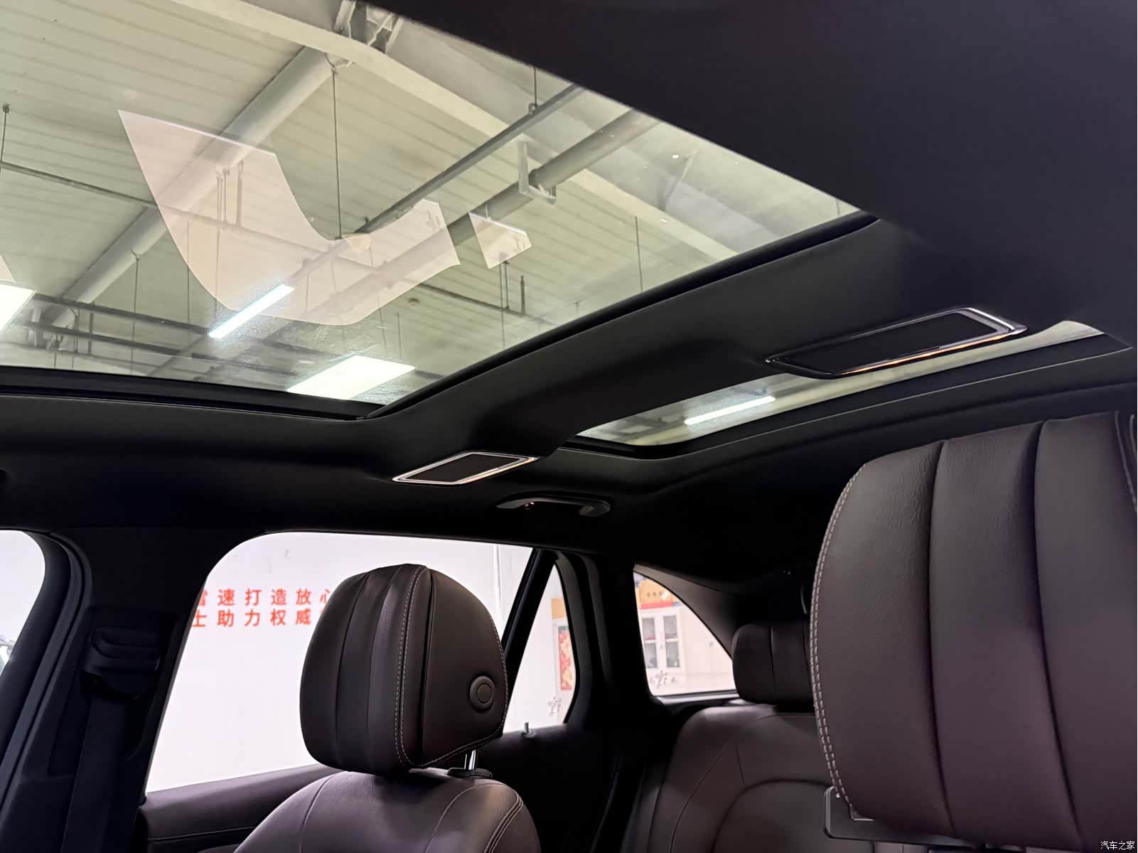 Mercedes-Benz GLC, 2022 12
