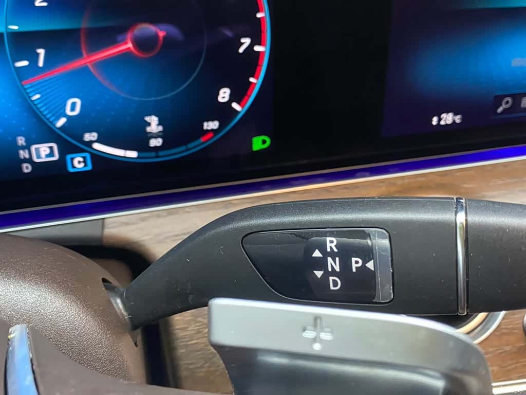 Mercedes-Benz E-Class, 2023 20