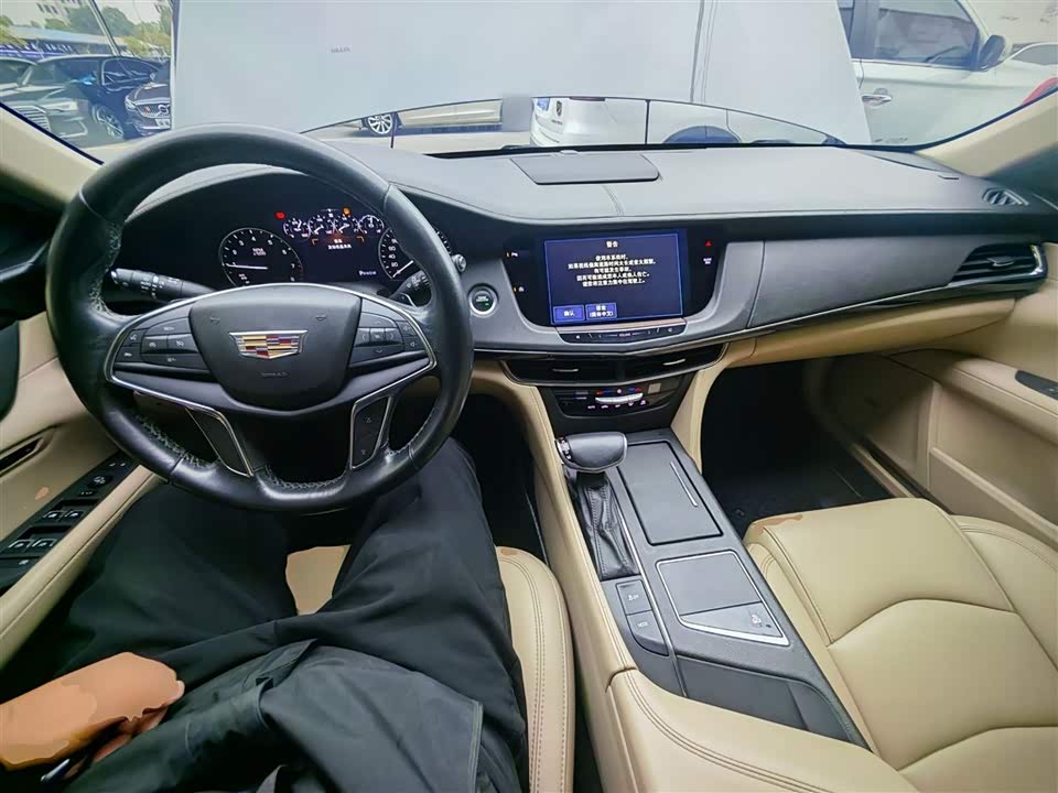 Cadillac CT6