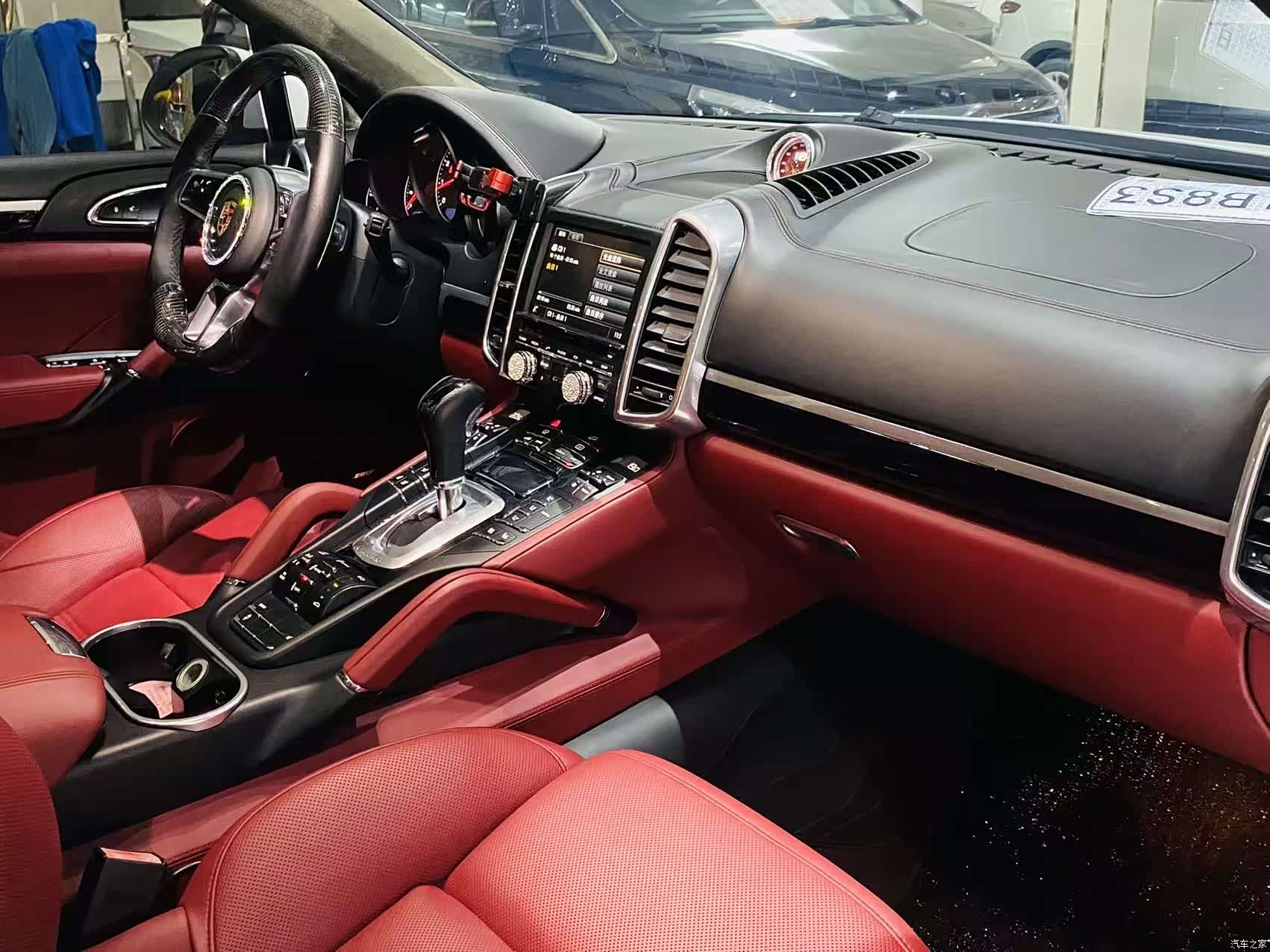 Porsche Cayenne, 2016 11