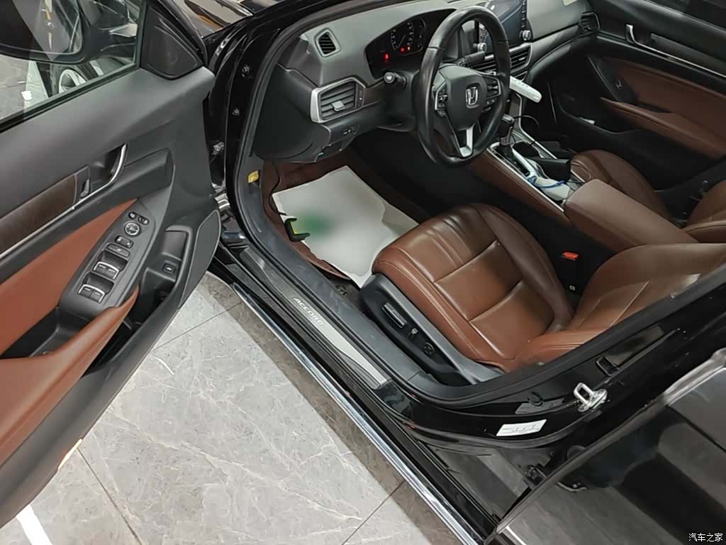 Honda Accord, 2018 16