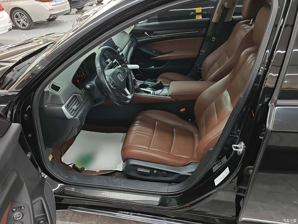 Honda Accord, 2018 15
