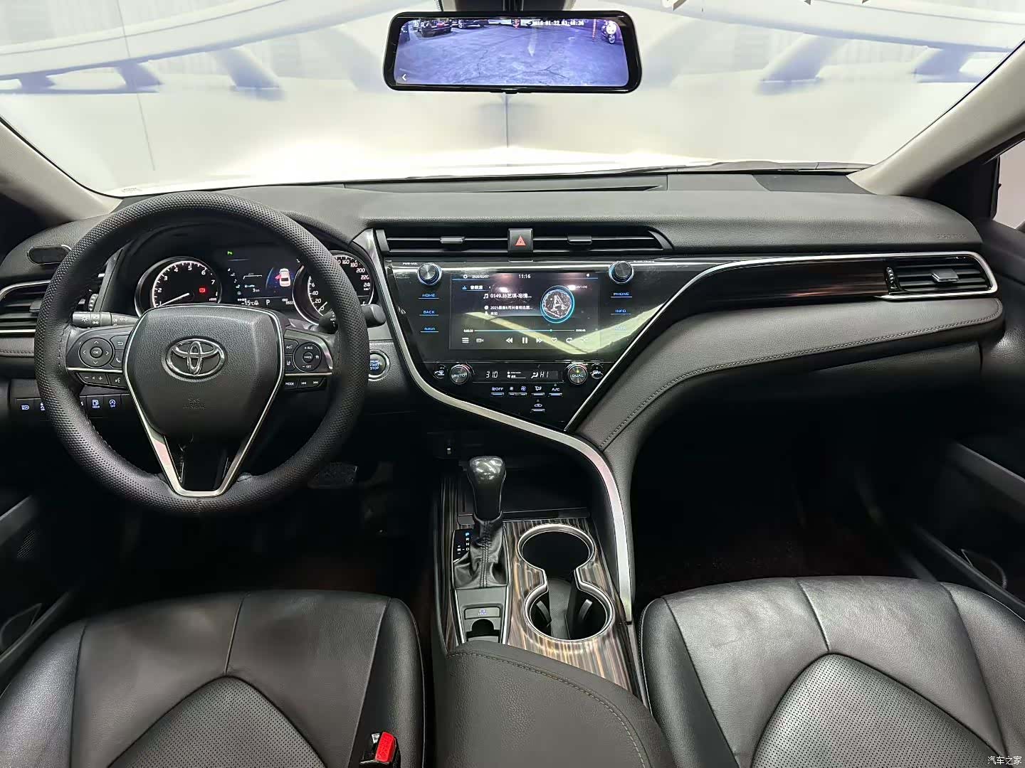 Toyota Camry, 2020 8