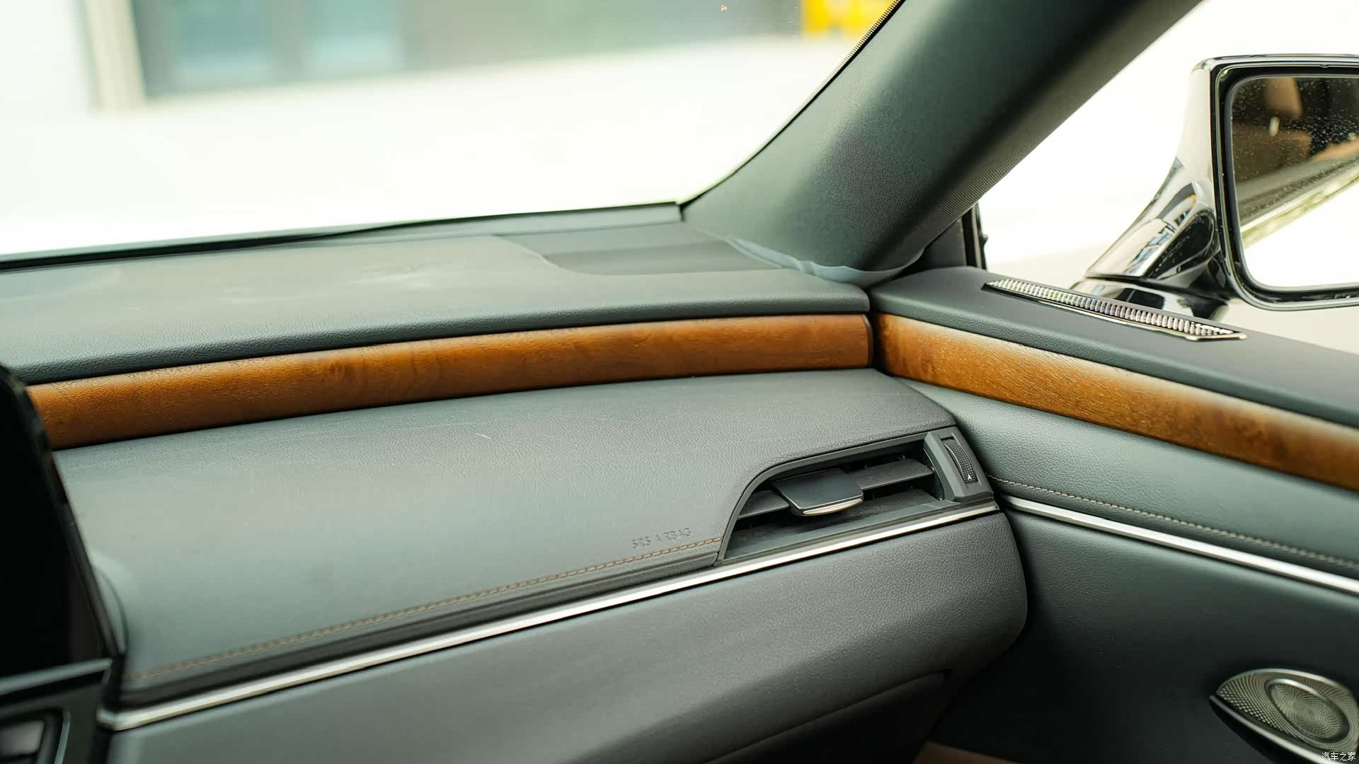Lexus ES, 2024 23