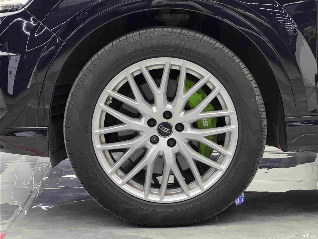 Audi Q7, 2018 4