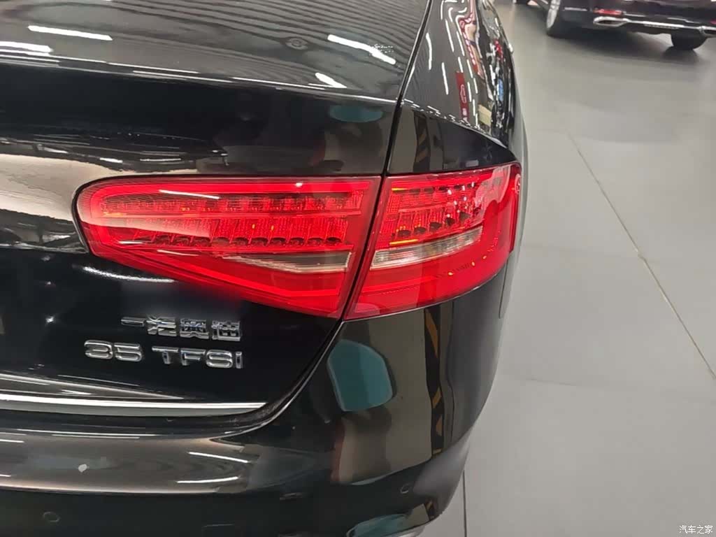 Audi A4L, 2016 8
