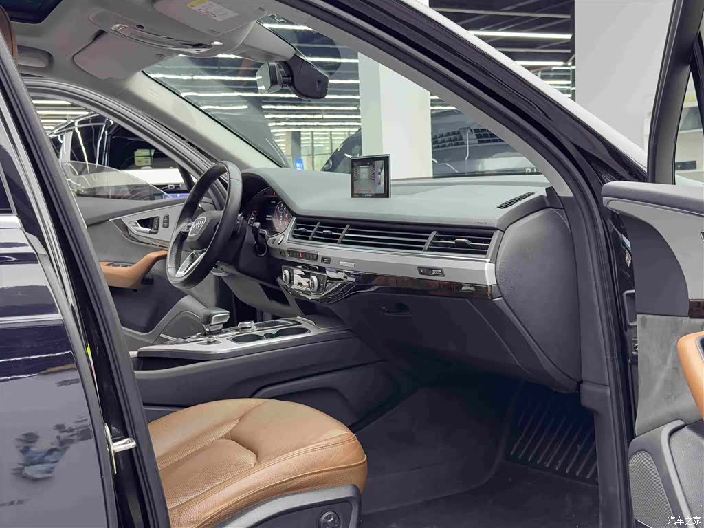 Audi Q7, 2018 8