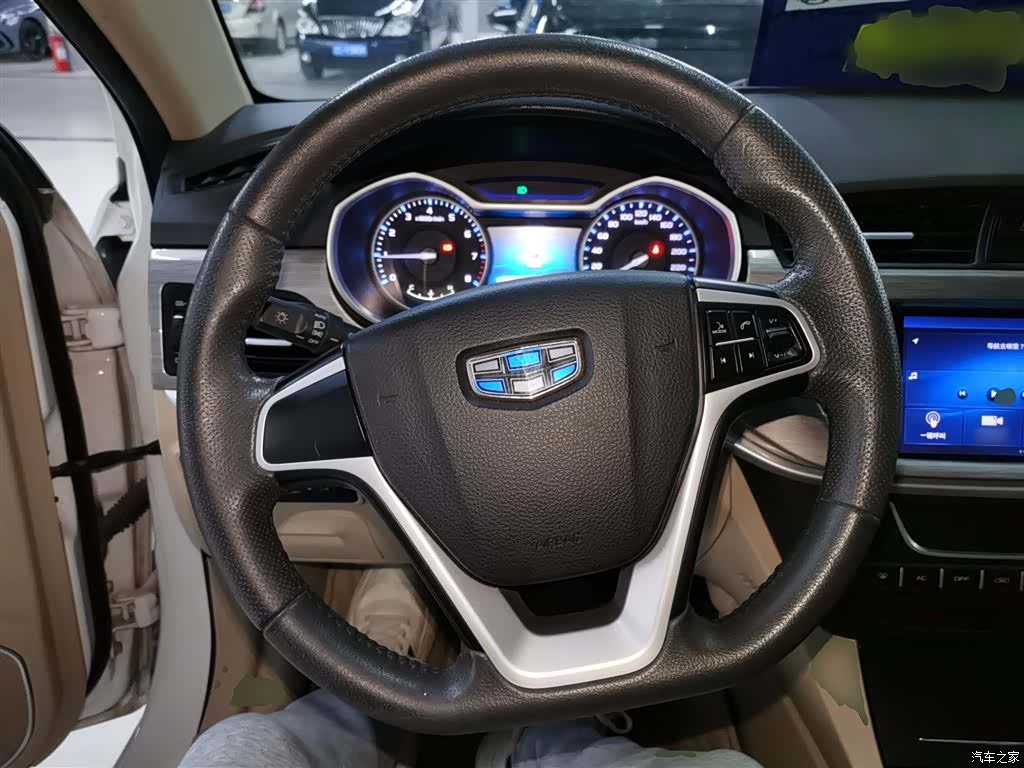 Geely Emgrand, 2017 7