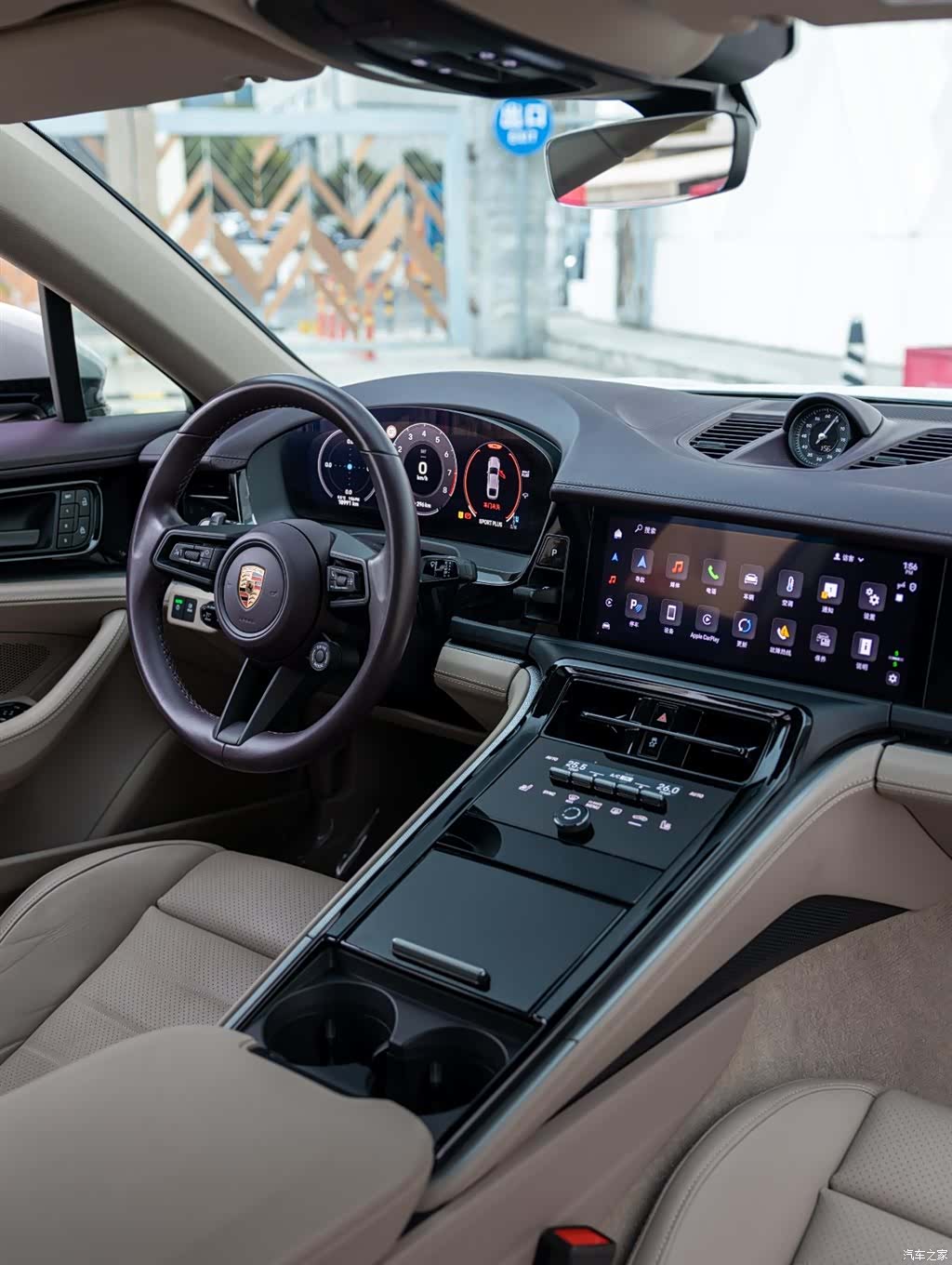 Porsche Panamera, 2024 11