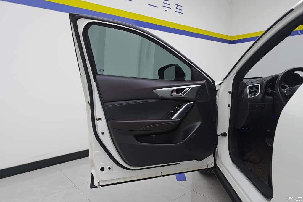 Mazda CX-4, 2016 7