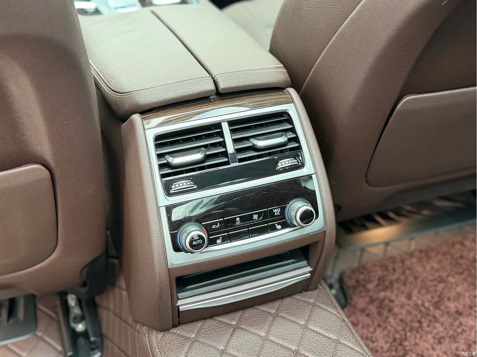 BMW 7 Series, 2017 12