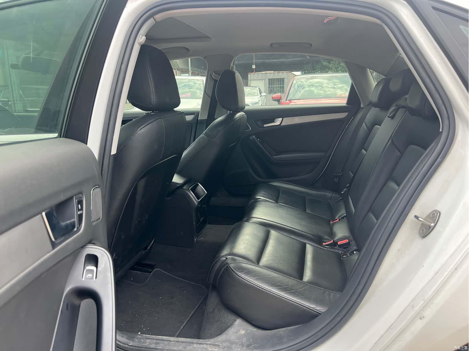 Audi A4L, 2014 все фото