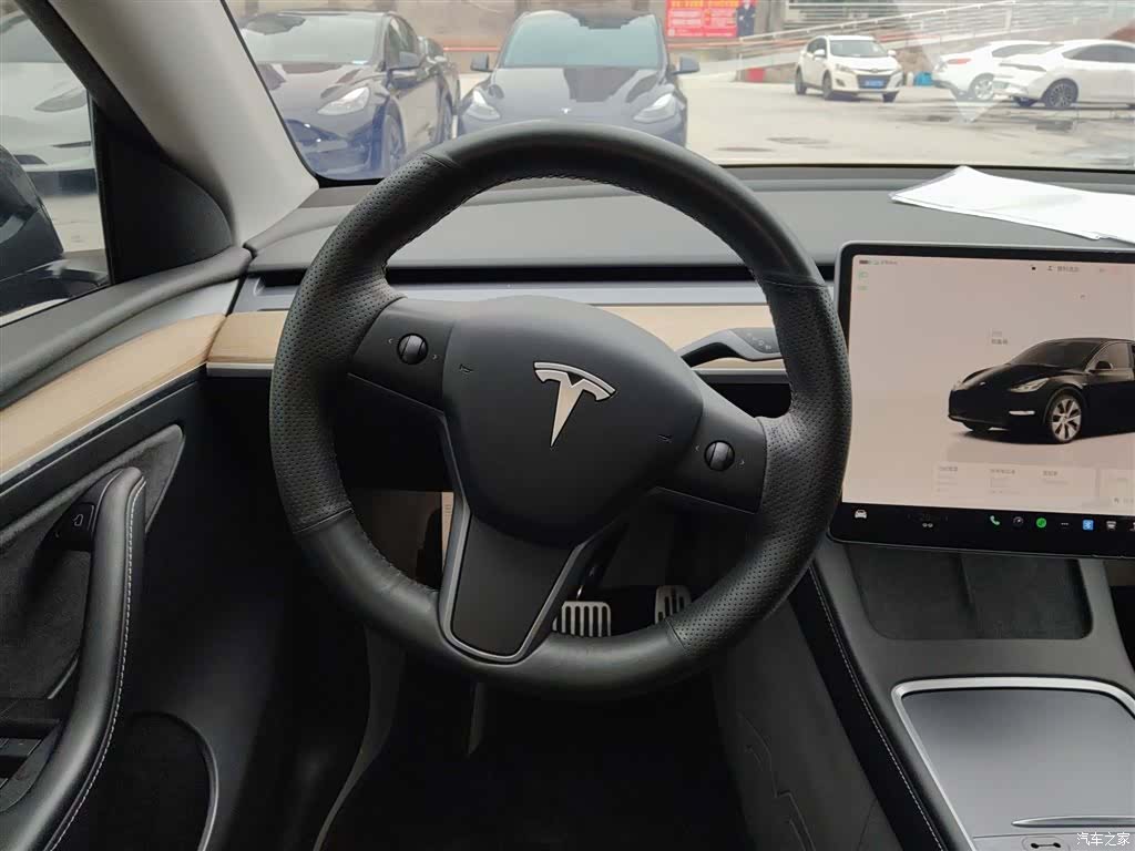 Tesla Model Y, 2023 11