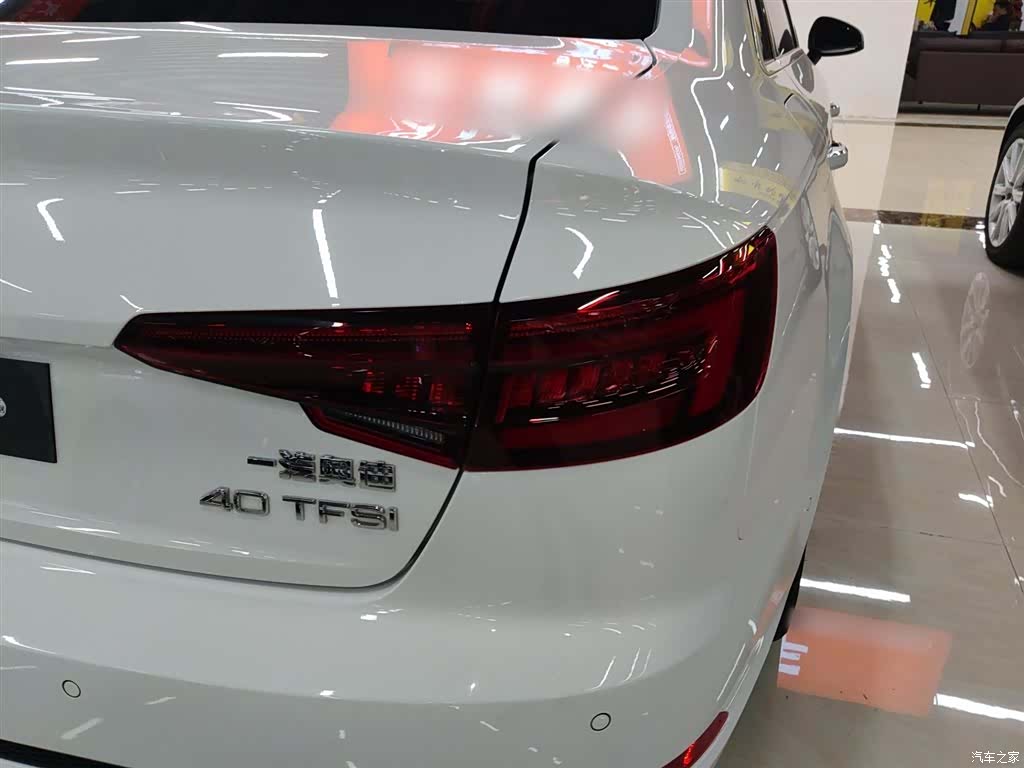 Audi A4L, 2019 24