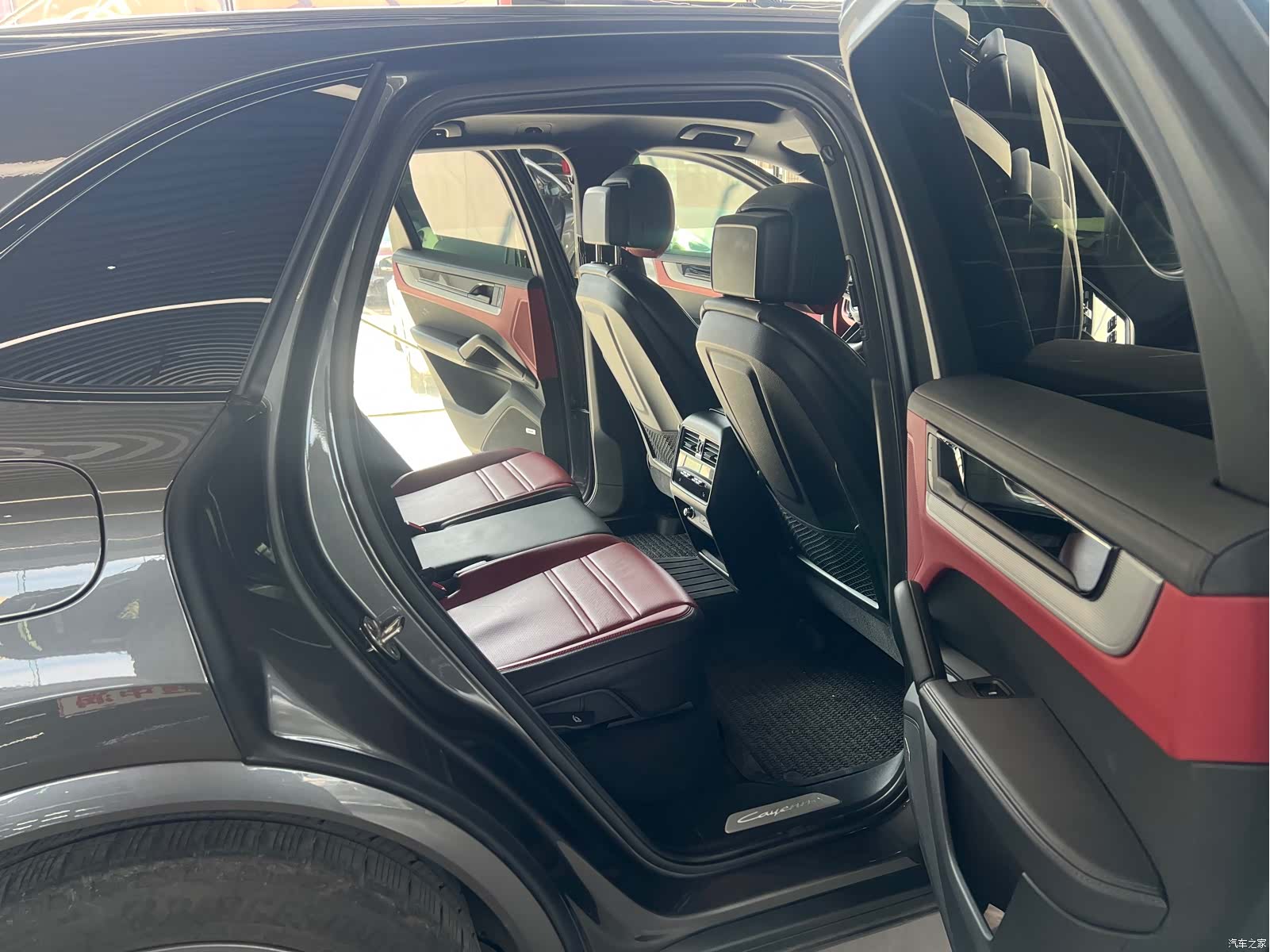 Porsche Cayenne, 2024 15