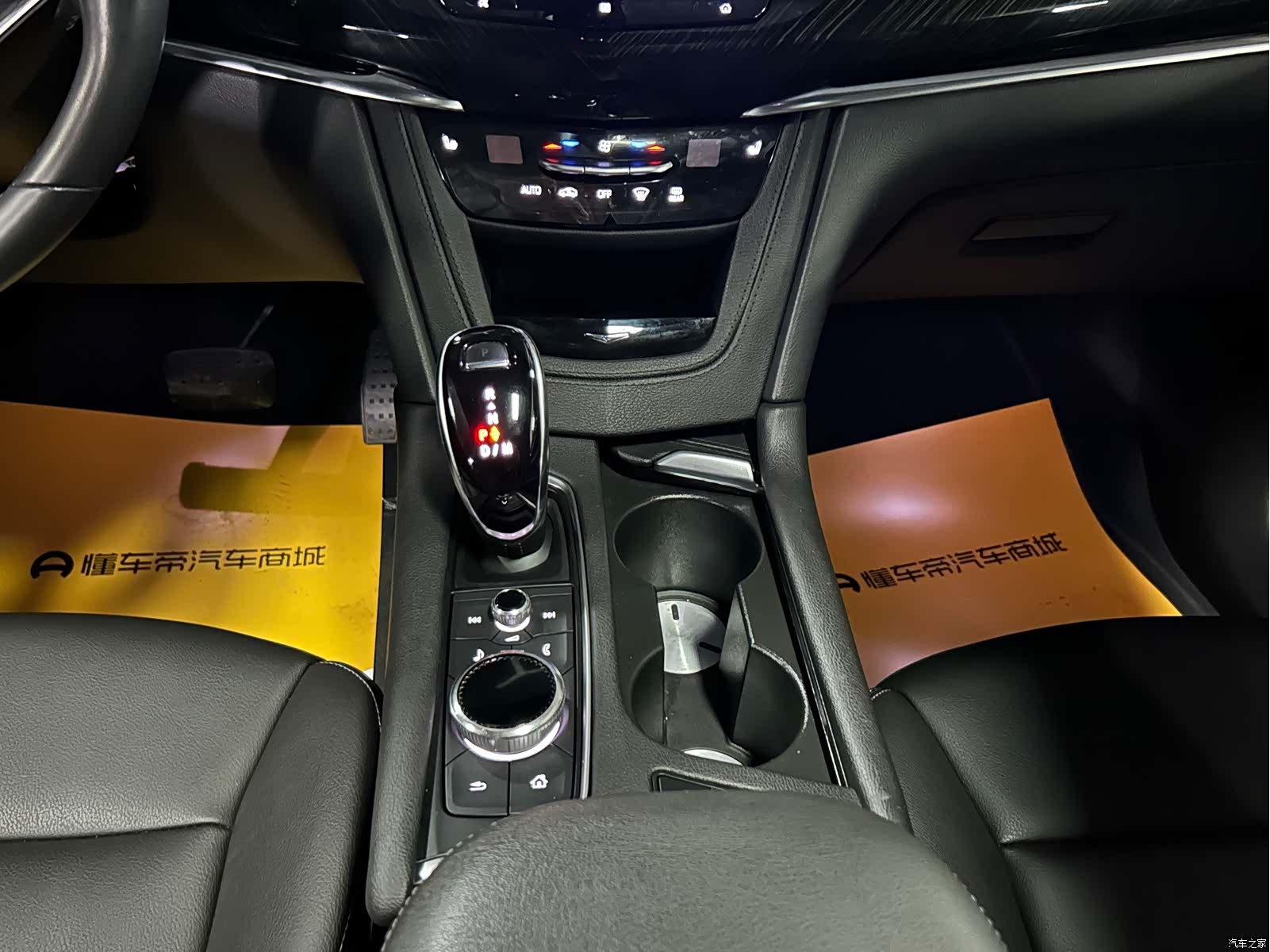 Cadillac XT6, 2021 8