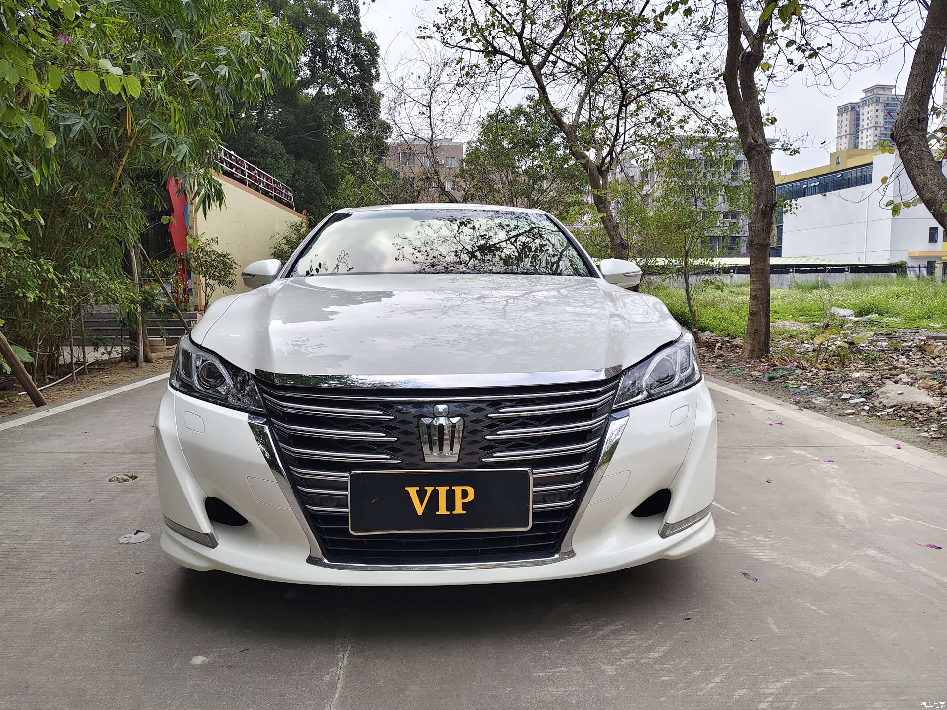 Toyota Crown, 2016 3