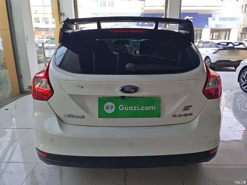 Ford Focus, 2014 6