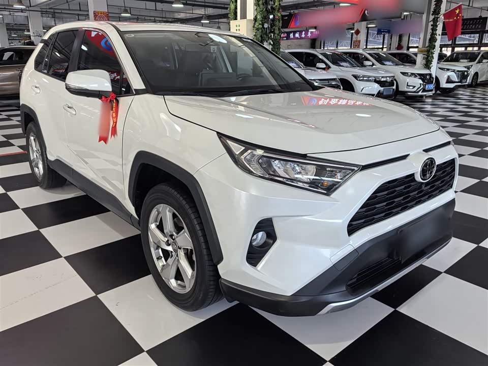 Toyota RAV4 Rongfang