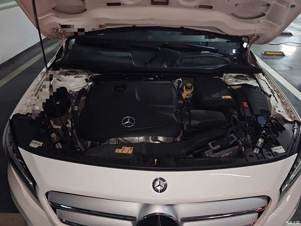 Mercedes-Benz GLA, 2015 16
