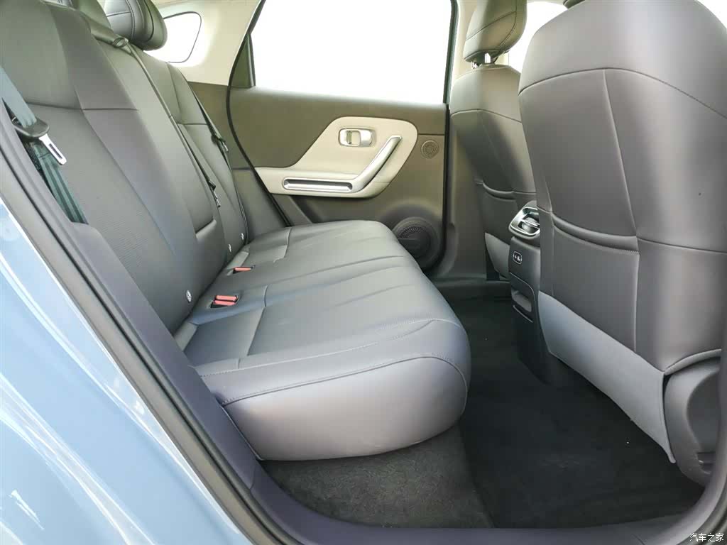 Leapmotor B01, 2025 13