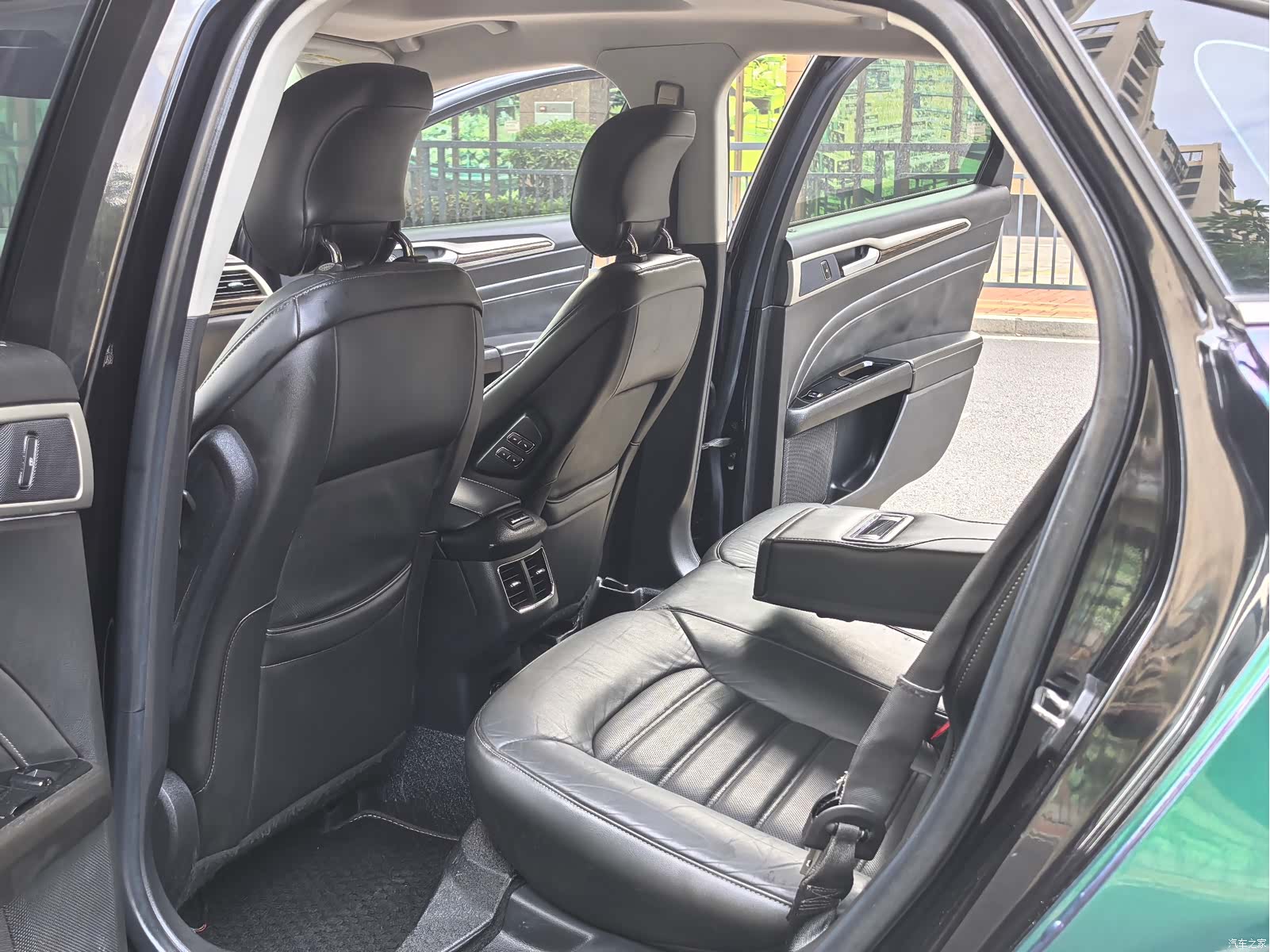 Ford Mondeo, 2016 10