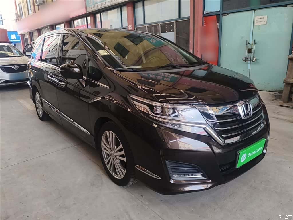 Honda Elysion, 2019 4