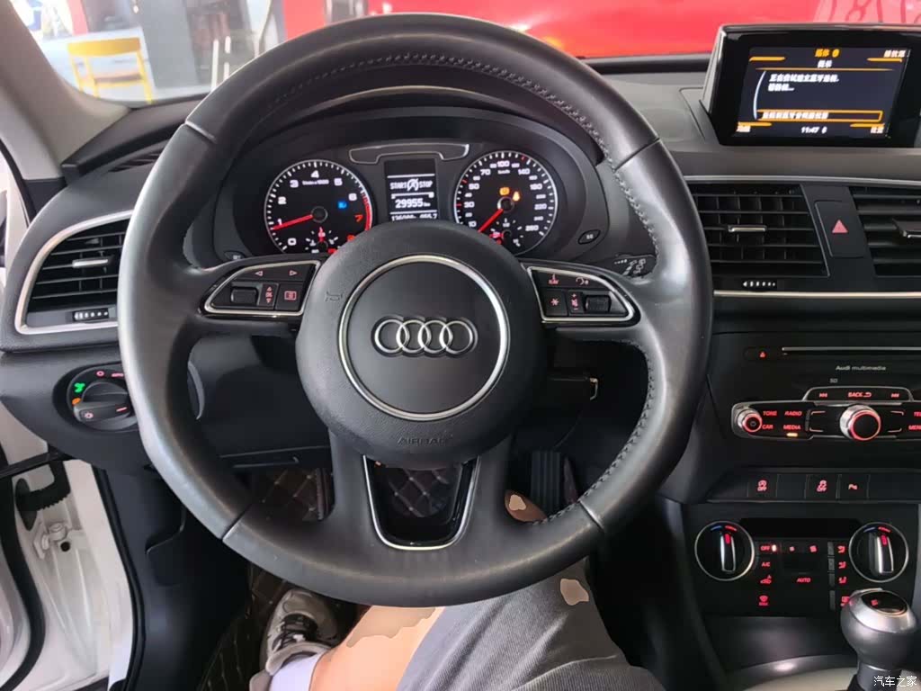 Audi Q3, 2019 11