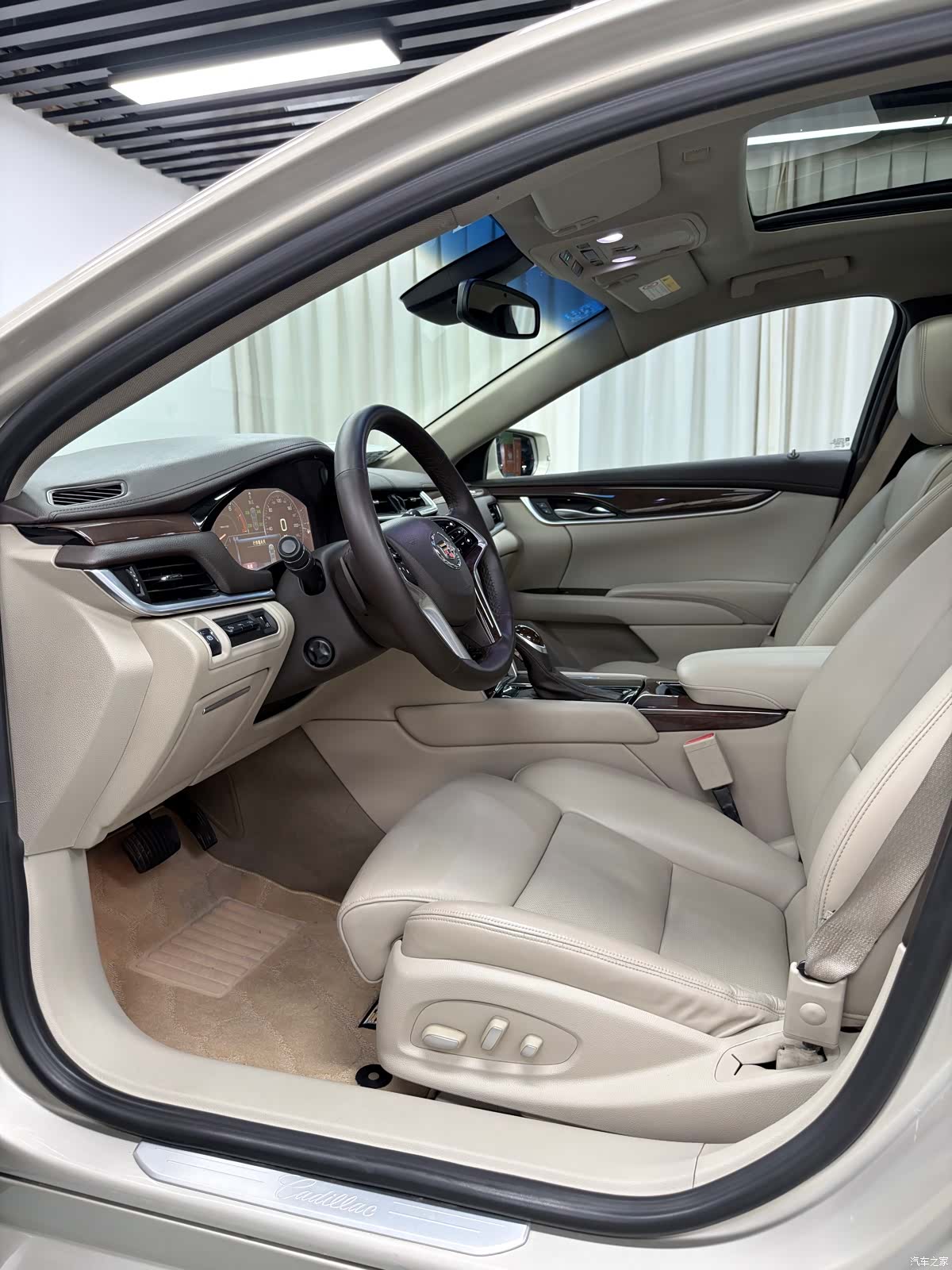 Cadillac XTS, 2013 27