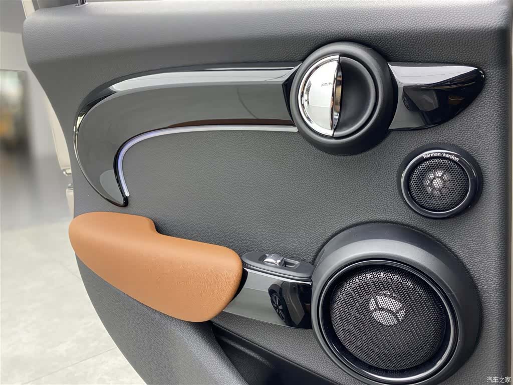 Mini Cooper, 2023 23