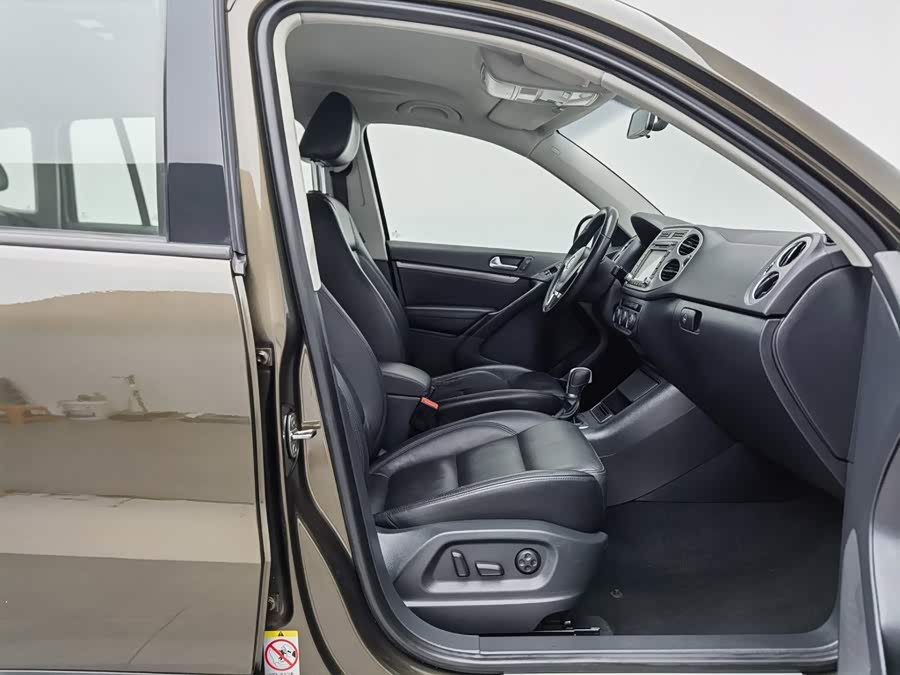 Volkswagen Tiguan 2014, фото 23