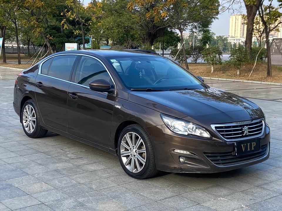 Peugeot 408