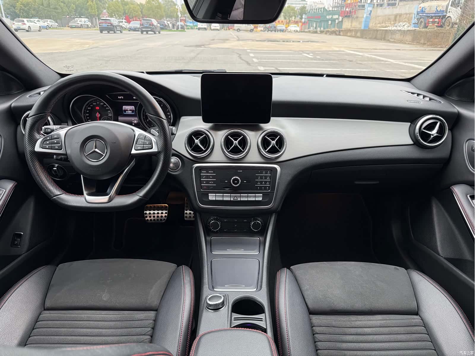 Mercedes-Benz CLA, 2018 10